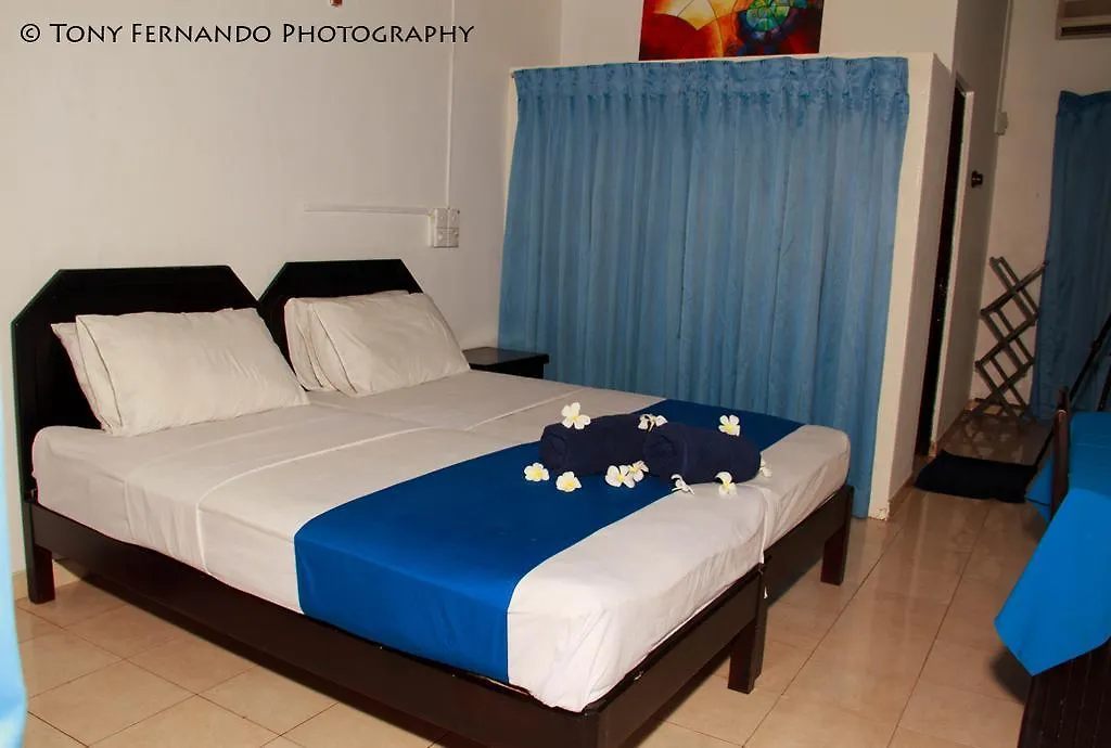 ** Oda ve Kahvaltı Ceylonica Beach Hotel Negombo Sri Lanka